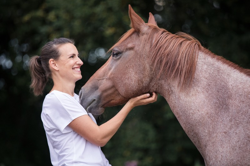 Petra krault Carey unter dem Kopf