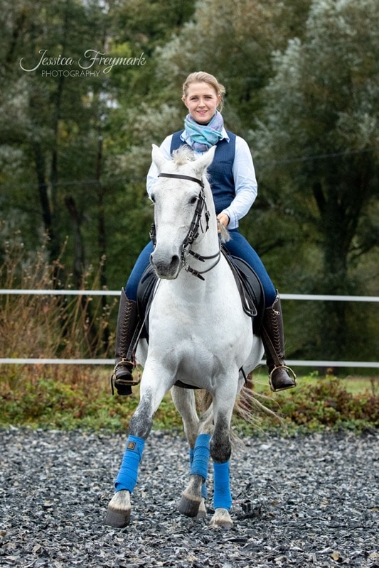 Endlich fluffig Trab reiten! 3 simple und supereffektive Tipps 1