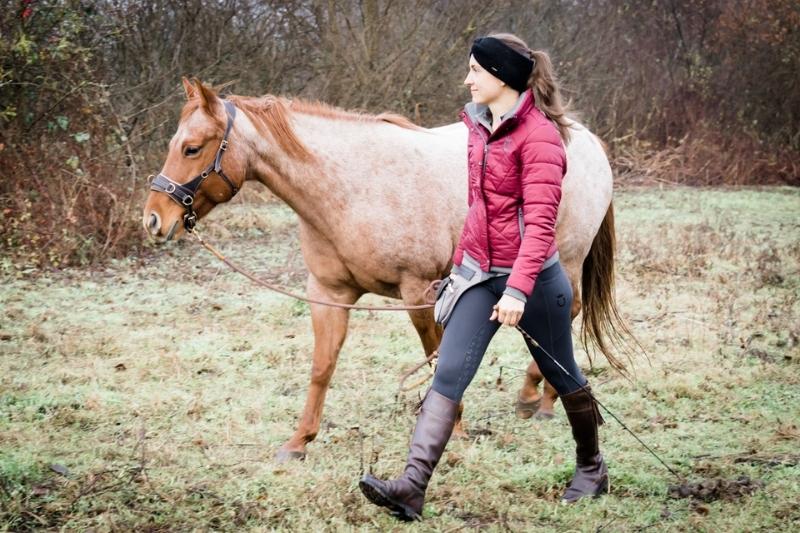 Petra und Carey laufen spazieren