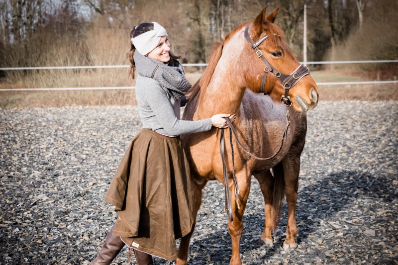 meine frau am reiten